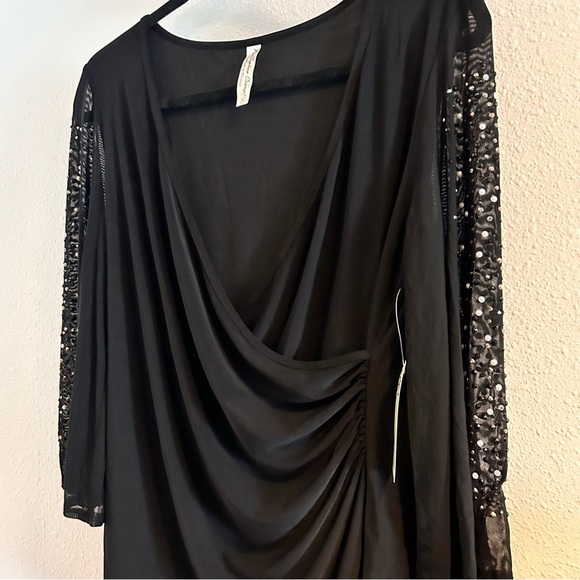 PerSeption Concept Black Drape Top with Sequin Sleeves Size Small - Picture 2 of 6